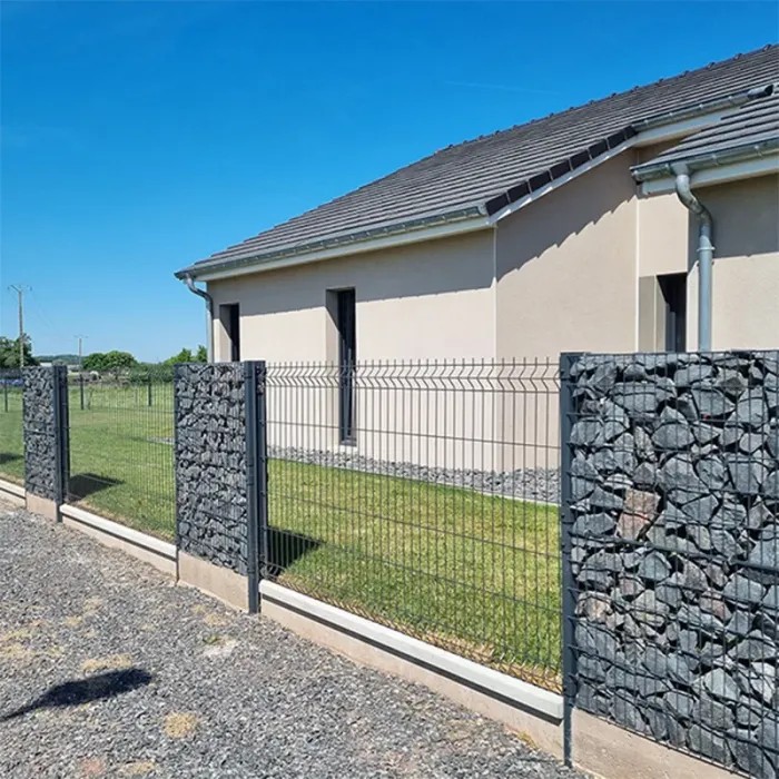 Poteau pour clôture gabion